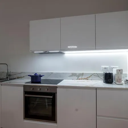 Daire Porta Venezia-trilocale-luxury Con Wifi-neflix *