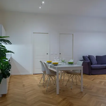 アパート Porta Venezia-trilocale-luxury Con Wifi-neflix